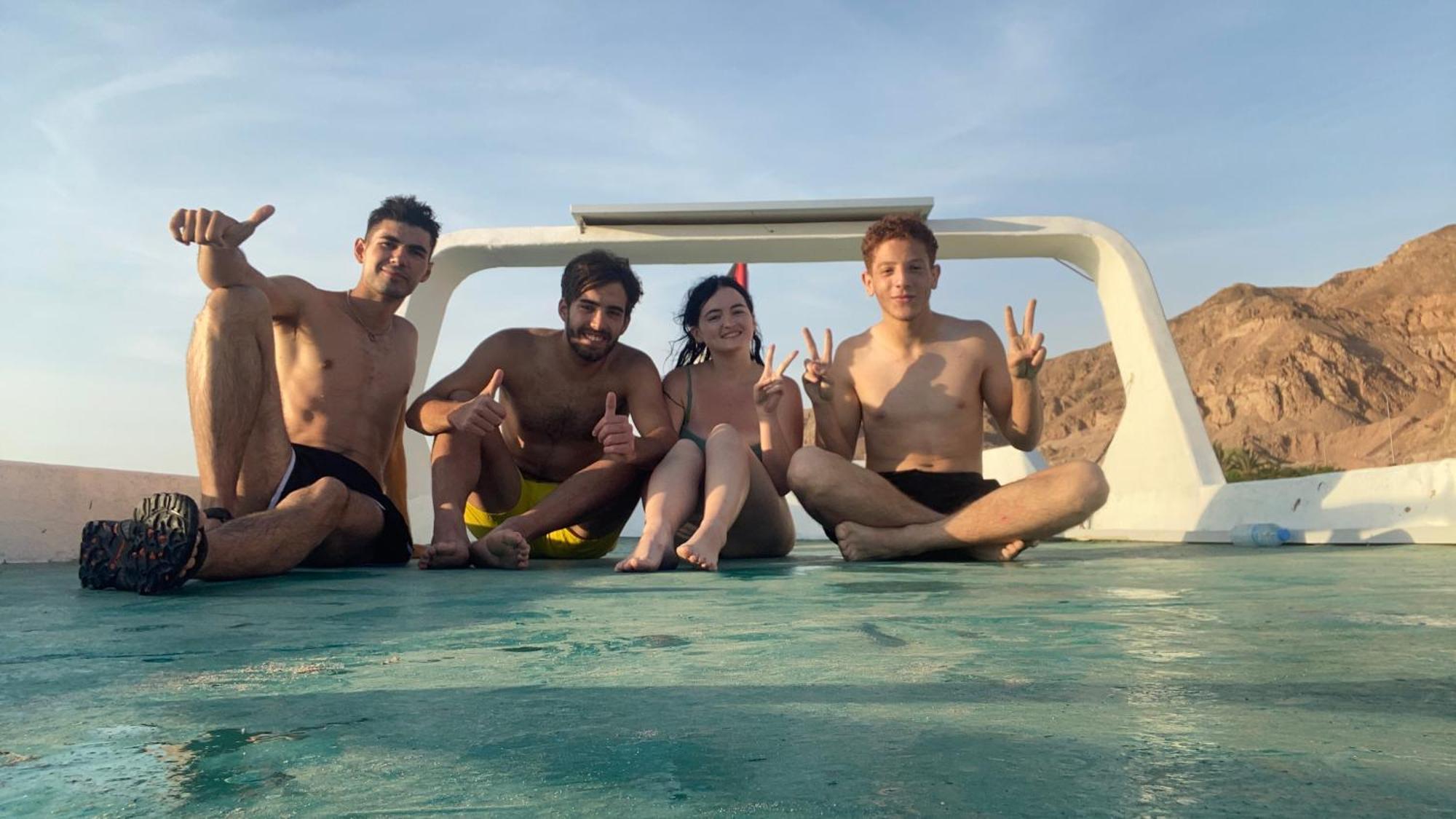 Reef House بيت شباب